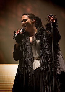 Sharon den Adel v roce 2015