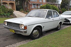 1974 Chrysler Valiant Galant (GC) GL sedan (17856017705).jpg