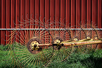 English: An old star-wheel rake, Western Penns...