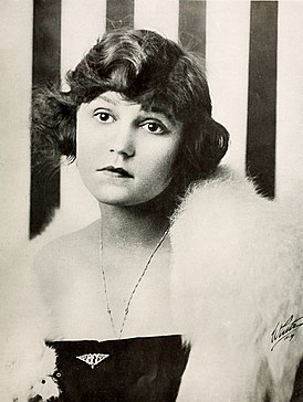Элис Брейди в 1916 году