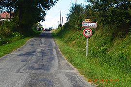 The road into Angous
