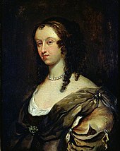 Портрет женщины с длинными вьющимися черными волосами и жемчужным ожерельем