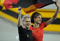 Meike Kröger (rechts, mit Ariane Friedrich) wurde Neunte