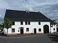 Wohn-Stallhaus („Westeifeler Quereinhaus“)