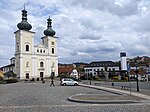 Bystřice nad Pernštejnem - kostel sv. Vavřince na náměstí (duben 2023) (1).jpg