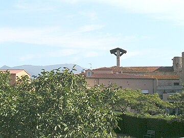 Église Santa Àgata à Capmany, vue depuis la route 602