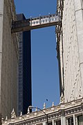 Passerelle à hauteur du 14e étage.