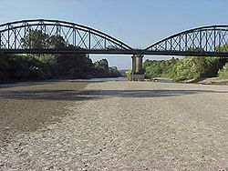 Imagen del río Guadiaro a su paso por el Puente de Hierro.