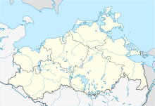 Mapa konturowa Meklemburgii-Pomorza Przedniego, w centrum znajduje się punkt z opisem „Chyżyn”