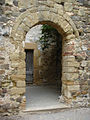 Arc de mig punt amb extradós normal (Monestir de Sant Miquel de Cruïlles)