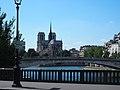 Notre-Dame de Paris vue depuis le pont de Sully