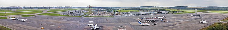 Панорама аэропорта Пулково в Санкт-Петербурге