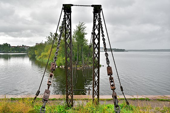 418. Цепной («Висячий») мост, Шлиссельбург Автор — Александр Байдуков