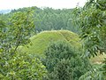 Gezien vanaf de andere tumulus