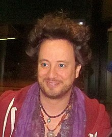 Description de l'image Tsoukalos NOLA Comic Con 2012 A.JPG.