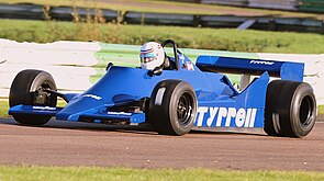 El Tyrrell 009 con el diseño sin patrocinio.