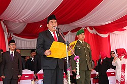 The independence day commemoration ceremony taking place at Banjarbaru City, South Kalimantan AR Iwansyah Ketua DPRD Kota Banjarbaru.jpg