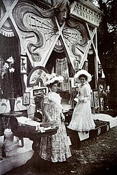 Giant Art Nouveau mascaron on a pavilion erected in the court of the Cotroceni Palace, Bucharest, unknown architect, 1901