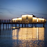 Les bains froids (kallbadhuset) de Båstad.