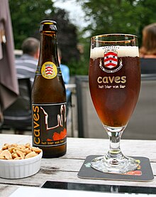 http://upload.wikimedia.org/wikipedia/commons/thumb/2/24/Caves_(beer).jpg/220px-Caves_(beer).jpg
