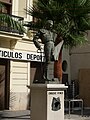 Estàtua d'Enrique Ponce.