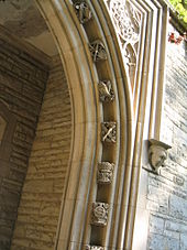 McMaster's oldest buildings are examples of Collegiate Gothic architecture, with architectural elements such as carved ornamentation, bas-reliefs, recessed arched entryways, and ashlar found throughout these buildings. Conhall.jpg