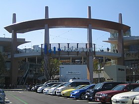 ららぽーと横浜 区庁舎位置