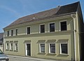 Wohnhaus in halboffener Bebauung