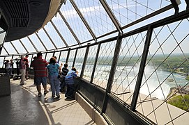 Оглядовий майданчик Skylon Tower, Канада. Панорама Ніагарського водоспаду