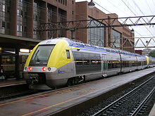 L’automotrice Z 27525/526 stationne en gare de Lyon-Part-Dieu