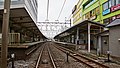 The platforms viewed from the east (Ikebukuro) end in April 2016