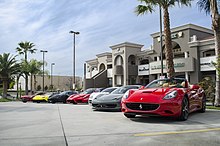 Examples of supercars (from left to right): Mercedes SLS AMG, Lamborghini Aventador, Pagani Huayra, Ferrari Enzo, Bugatti Veyron, Ferrari 458 Italia, and Ferrari California. Supercar Lineup (18092106572).jpg