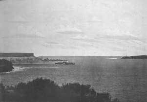 Crossing Sydney Heads, ca 1900