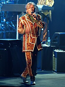 Tim Finn live with Split Enz in 2006