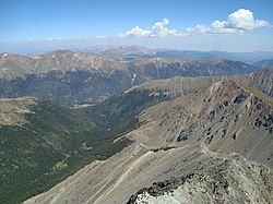 Část pohoří Front Range z hory Torreys Peak