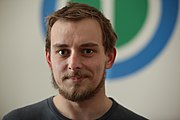 Vojtěch Veselý je český wikipedista. V roce 2013 stál u zrodu programu Senioři píší Wikipedii. Dnes působí jako lektor a metodik vzdělávacích aktivit ve Wikimedia Česká republika.