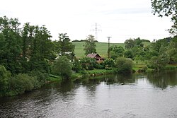 Pohled na řeku Otavu a chatovou oblast u Zátavského mostu