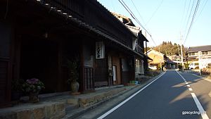 旧中山道 - panoramio - Yobito KAYANUMA.jpg