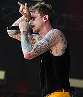 Performing at RiP in 2017 2017 RiP - Machine Gun Kelly - by 2eight - 8SC7889 (cropped).jpg