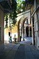 Ingresso al cortile