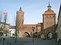 Die stadspoort Steintor (regs) en die Hungerturm ("Hongertoring")