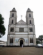 Cathedral of Saints Peter and Paul, Douala Cathedrale Saint Pierre & Paul par SM.jpg