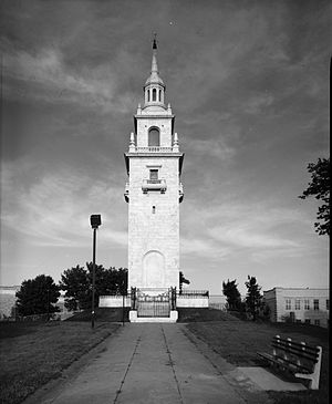 Vuonna 1902 valmistunut Dorchester Heights Monument.