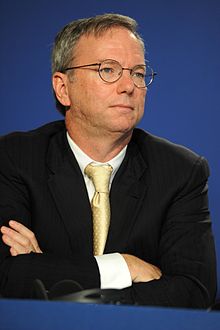 Dr. Eric Schmidt, chairman of the commission Eric Schmidt - Perfil.jpg