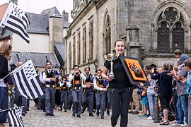 Le bagad Glazik Kemper et ses prix au festival de Cornouaille