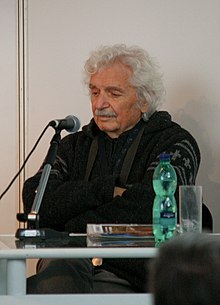 Ladislav Smoljak na Světu knihy 2010.JPG