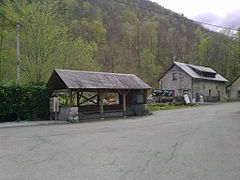 Le lavoir de Pé-de Hourat.