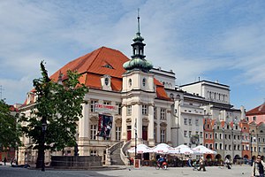 Legnica - Rynek - Dawny Ratusz 01.jpg