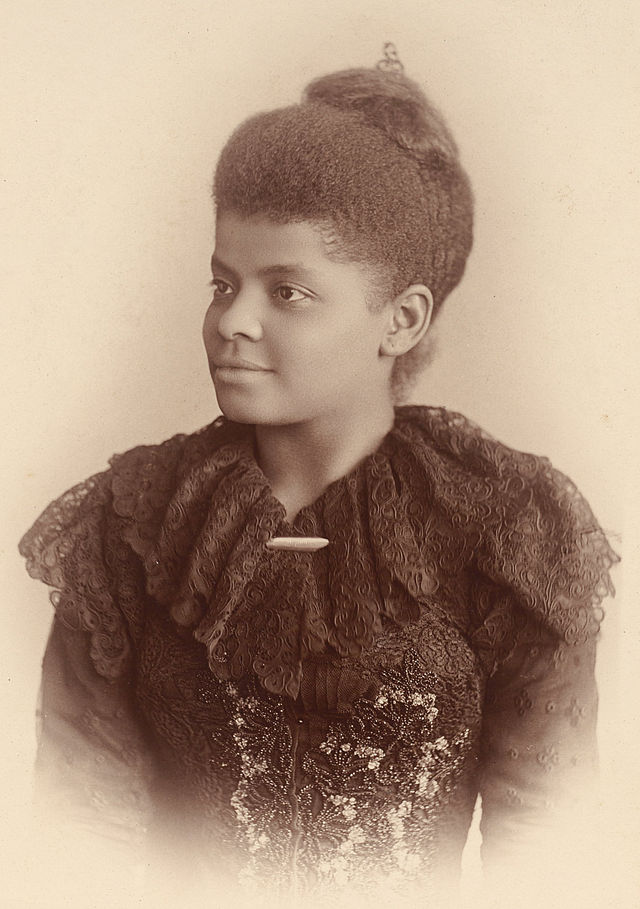 Portrait photographique d'Ida B. Wells, journaliste et militante anti-lynchage, réalisé vers 1893.