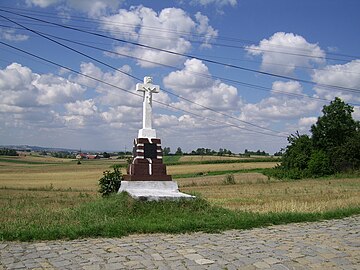 Krzyż kamienny z 1948 r.